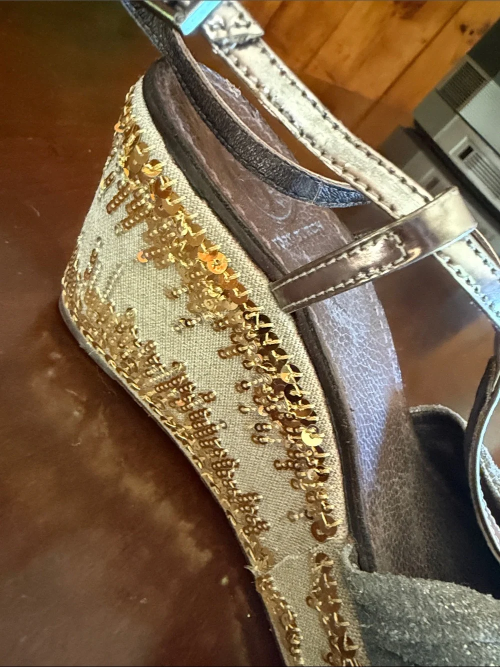 Tory Burch Gray Bow T-Strap Platform Sandals with Gold Trim